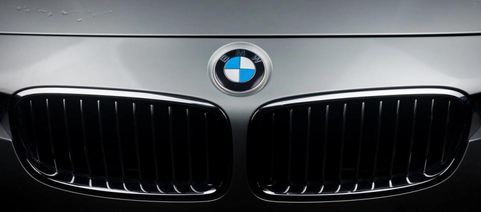 🔥🔥🔥 - CRYPTO NEWS - 🔥🔥🔥 BMW Taps JPMorgan for First Onchain Programmable FX Payment coindesk.com/business/2025/…