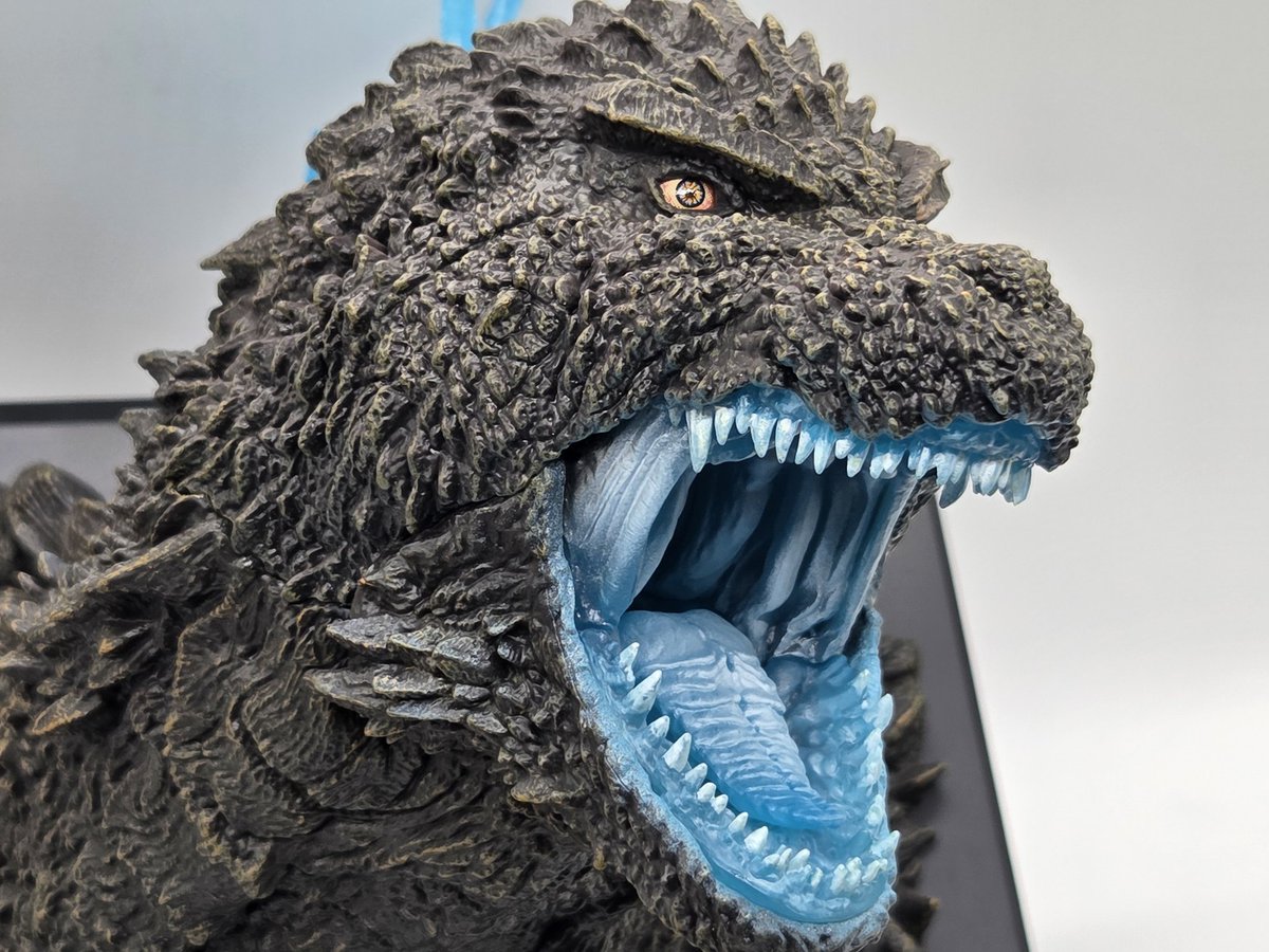 そしてラストワン賞のゴジラ(2023) 怪獣哮胸極 熱戦放射ver.。大迫力の