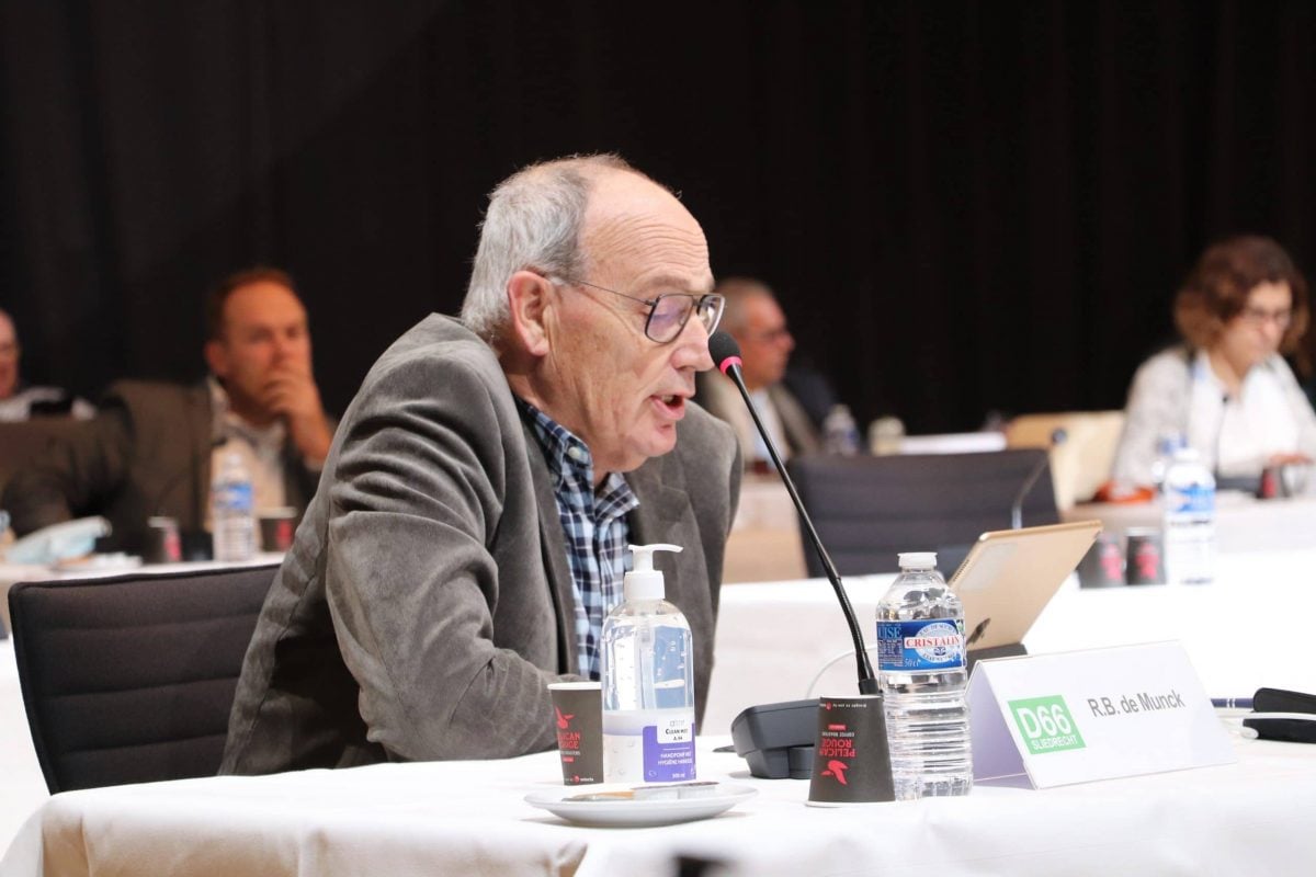 INGEZONDEN BRIEF: Terugtreden Bijderwieden (VVD) probleem of signaal?     sliedrecht24.nl/ingezonden-bri…  (Archieffoto Hans van der Aa / Sliedrecht24)