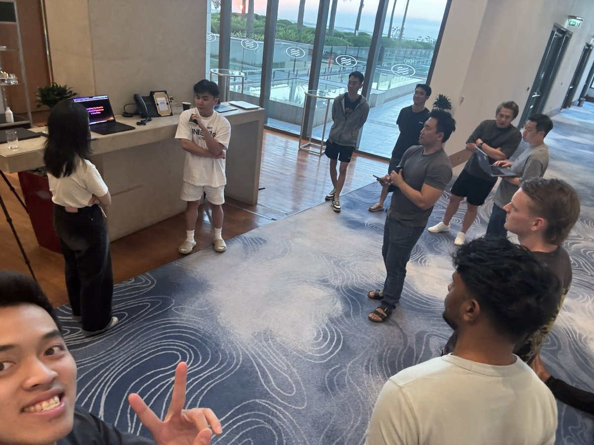 0xSoju's tweet image. 1 day to met Dhabi