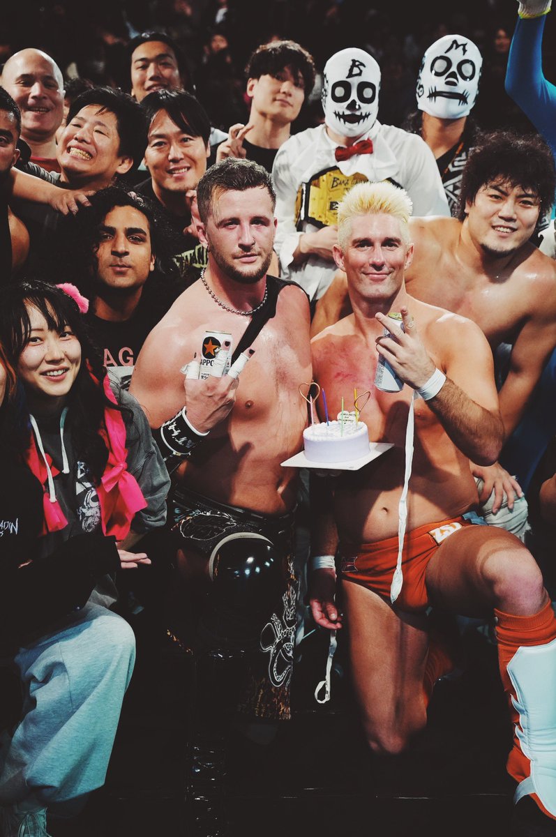 クリス・ブルックスへのメッセージ

初めて会ってからもう18年も経ったんだね。

正直に言うと、最初は君のことが好きじゃなかった。君は私に似すぎていた。弱々しくて、小さくて、不安で、内気で、孤独で、内向的だった。プロレスラーを名乗る資格なんてなかった。