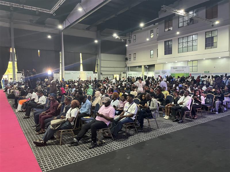 dsn_ai_network's tweet image. AOT Lagos 7.0 brought together a full house of innovators, creators, and emerging talent, and @dsn_ai_network was at the heart of the energy.

We facilitated the AI for Everyone session, where we demystified Artificial Intelligence and demonstrated practical ways that students,…