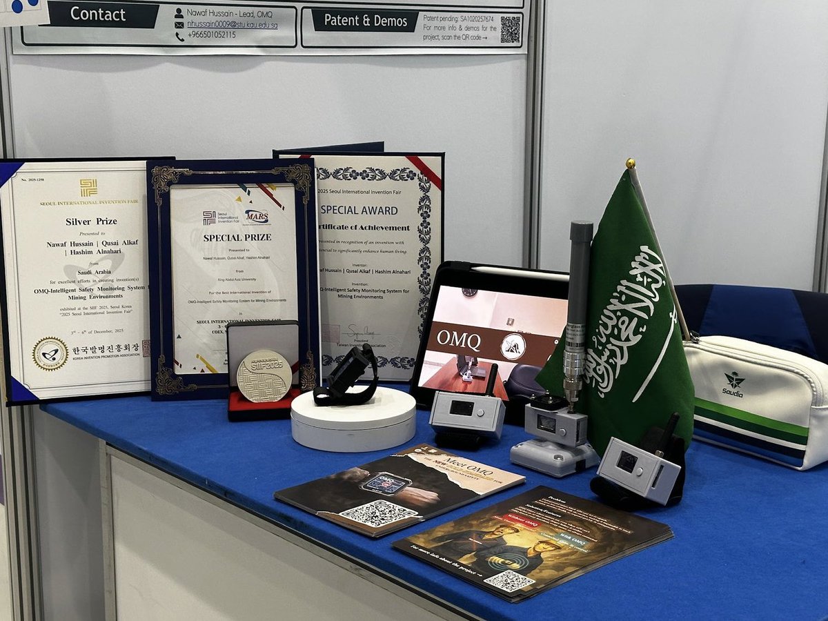 QusaiKaf's tweet image. بفضل الله وتوفيقه قدرنا نحقق؛
الميدالية الفضية 🥈
جائزة خاصة من ماليزيا🏅
جائزة خاصة من تايوان🏅
في معرض سيؤول الدولي للاختراعات🇰🇷
 #SIIF 2025

فخورين بتمثيل المملكة العربية السعودية 🇸🇦 وجامعتي #جامعة_الملك_عبدالعزيز في هذا المحفل الدولي.

والقادم افضل باذن الله🔥