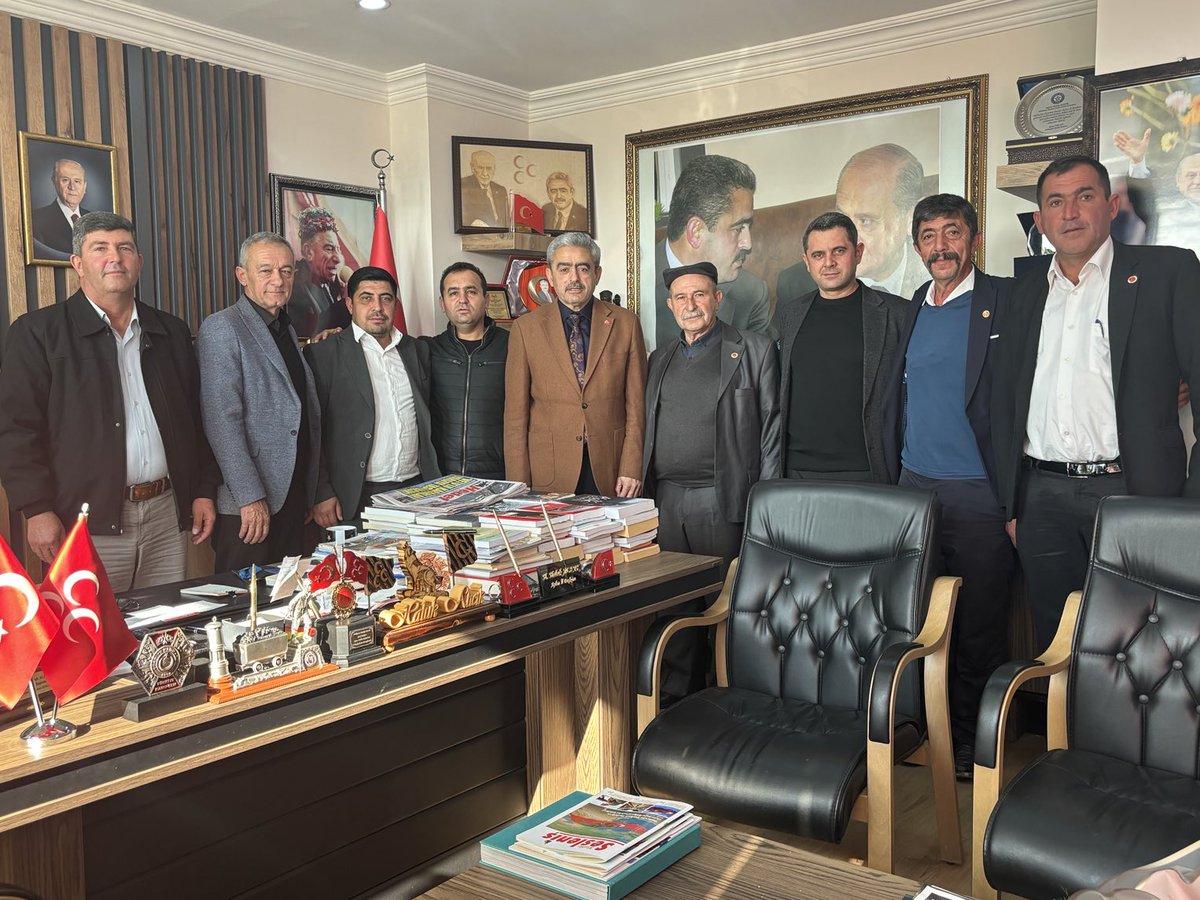 ÇİNE İLÇE BAŞKANI KAZIM OLUÇ, AKÇAOVA MAHALLESİ MUHTARI İBRAHİM BAYSAL, KARGI MAHALLESİ MUHTARI NECDET DEMİRTAŞ, KURUKÖY MAHALLESİ MUHTARI MUSTAFA SOĞUKKUYU, SARNIÇ MAHALLESİ ın MUHTARI FERUDUN ÖZTÜRK, HACI PAŞALAR MUHTARI SAFFET PASLAN, TOPÇAM MUHTARI MEHMET KURT GELDİLER.