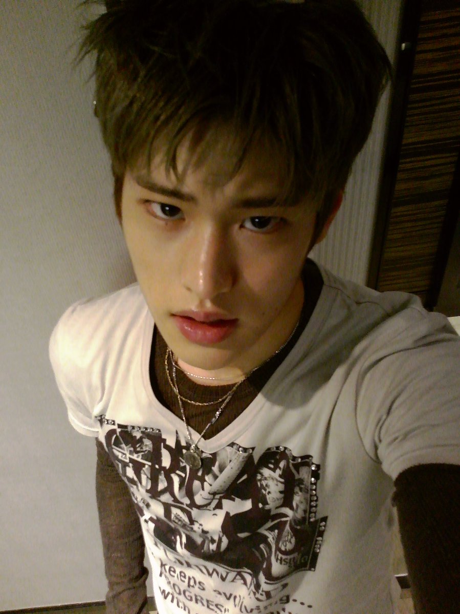 can’t wait till riize get their personal instagram accounts cus i know sohees feed is going to be DELICIOUS 🤤