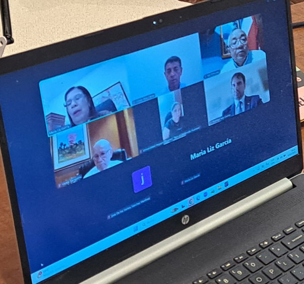 La UNP participó de la reunión preparatoria para conformar la Comisión Directiva del Consejo de Rectores. El rector Víctor Ríos Ojeda representó a la institución, aportando su visión para fortalecer la articulación y avanzar en lineamientos comunes entre universidades.