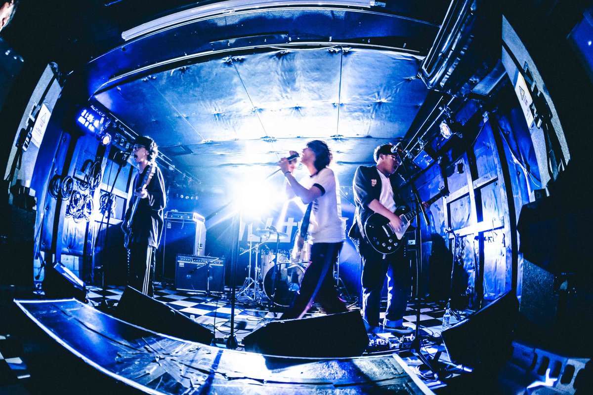 Urushite_JP's tweet photo. 【Live Photo🌟】

2025.12.3（Wed.）📍堺Tick-Tuck
『フロムナウオン 2025 Day3』

ありがとうございました。

Photo by ＠28_f__h https://t.co/Zb22wNI2K2