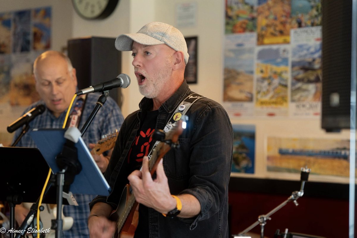 wheeltapperbar's tweet image. The final #openmicnight of 2025 starts soon here at The Wheeltapper. just come on down and have a great night with us!