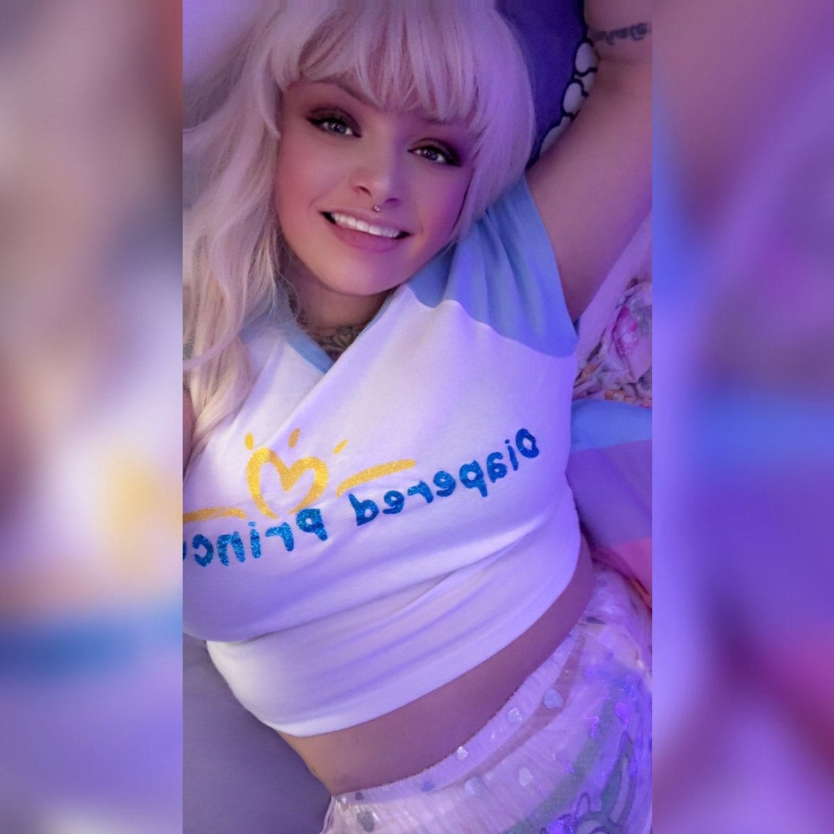 babyhannahmoon's tweet photo. Just a wittle “Pamper”ed Diaper Princess.🧷🍼🪽✨👑 #littlespace #legallittle #ageregression #ageregressor #adultbaby #abdl #ddlg https://t.co/LQ0ob2bMnP