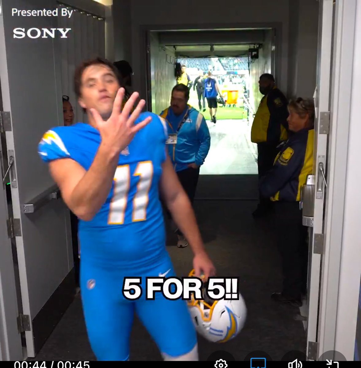 Cam Dicker went 5 for 5 and gets a game ball last night. 

#probowlvote + Cam Dicker
#WPMOYChallenge + Cam
Dicker
RT pls?