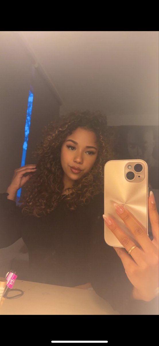 dxeedee's tweet photo. Maak jezelf eens nuttig voor me.

Vertel me in dm eens hoe waardevol je voor me kan zijn en wat je grootste droom is 🤭🤭

#FindomNL #FINDOM #GoddesEnergy #Tikkieslaaf #slaafje #ATMS #paypigs #paypig #onderdaan #MANEATET https://t.co/TQVw9cHF4i
