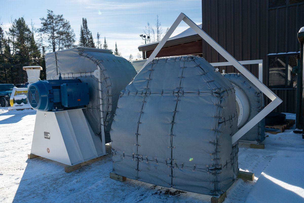 AirProFan's tweet photo. Two BCMS/BCES backward curved fans heading to a hazardous environment: 100 HP and 200 HP units both operating at 23" wg with Class II Division 1 explosion-proof motors, 4" sound jackets, and full vibration isolation. Engineering for safety and sound control. https://t.co/IJQUmzQ59w