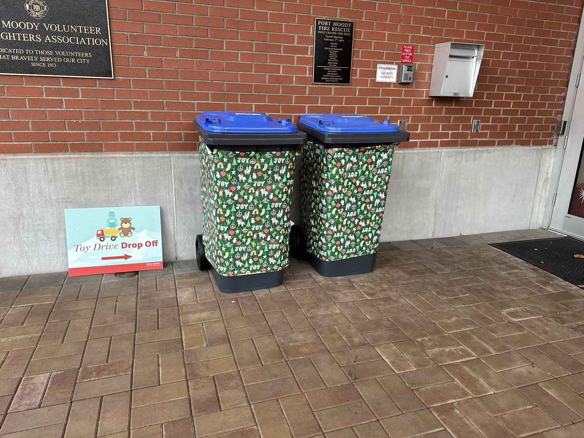 PortMoodyFR's tweet photo. 🎁✨ Thank you to everyone who has already donated to our  Toy Drive and is helping making it such a success! 

🚒 Haven’t had a chance to drop off a toy yet? No worries—donations can still be brought to our Fire Hall until December 14.

Let’s keep the spirit of giving alive! ❤️ https://t.co/FfF3fxOT9N