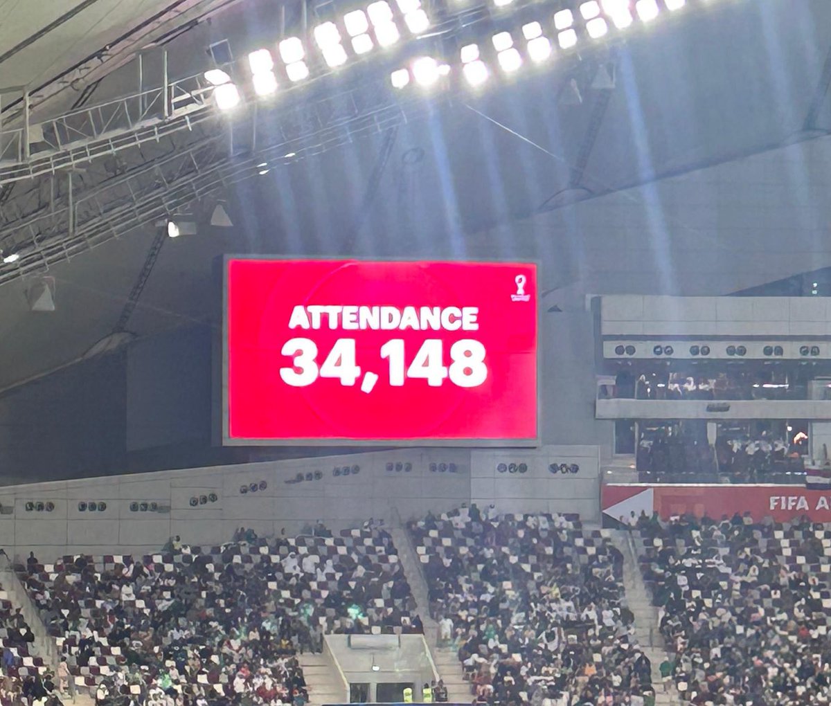 عدد الحضور الجماهيري لمباراة العراق والجزائر بلغ 34,148 مشجع 

#الجزائر_العراق 
#كأس_العرب2025