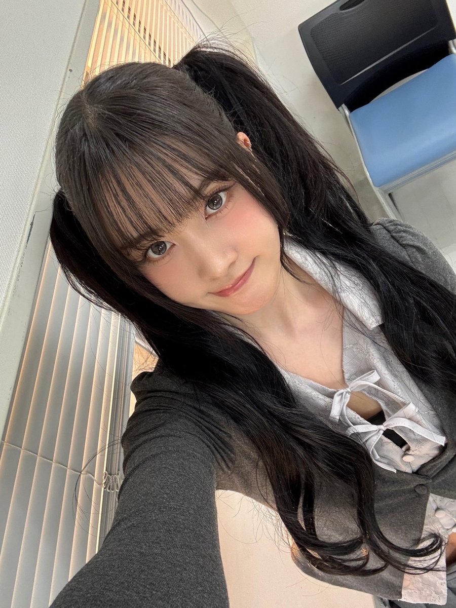 simjayunpics's tweet photo. 🖤 https://t.co/OnK81fCiJ4