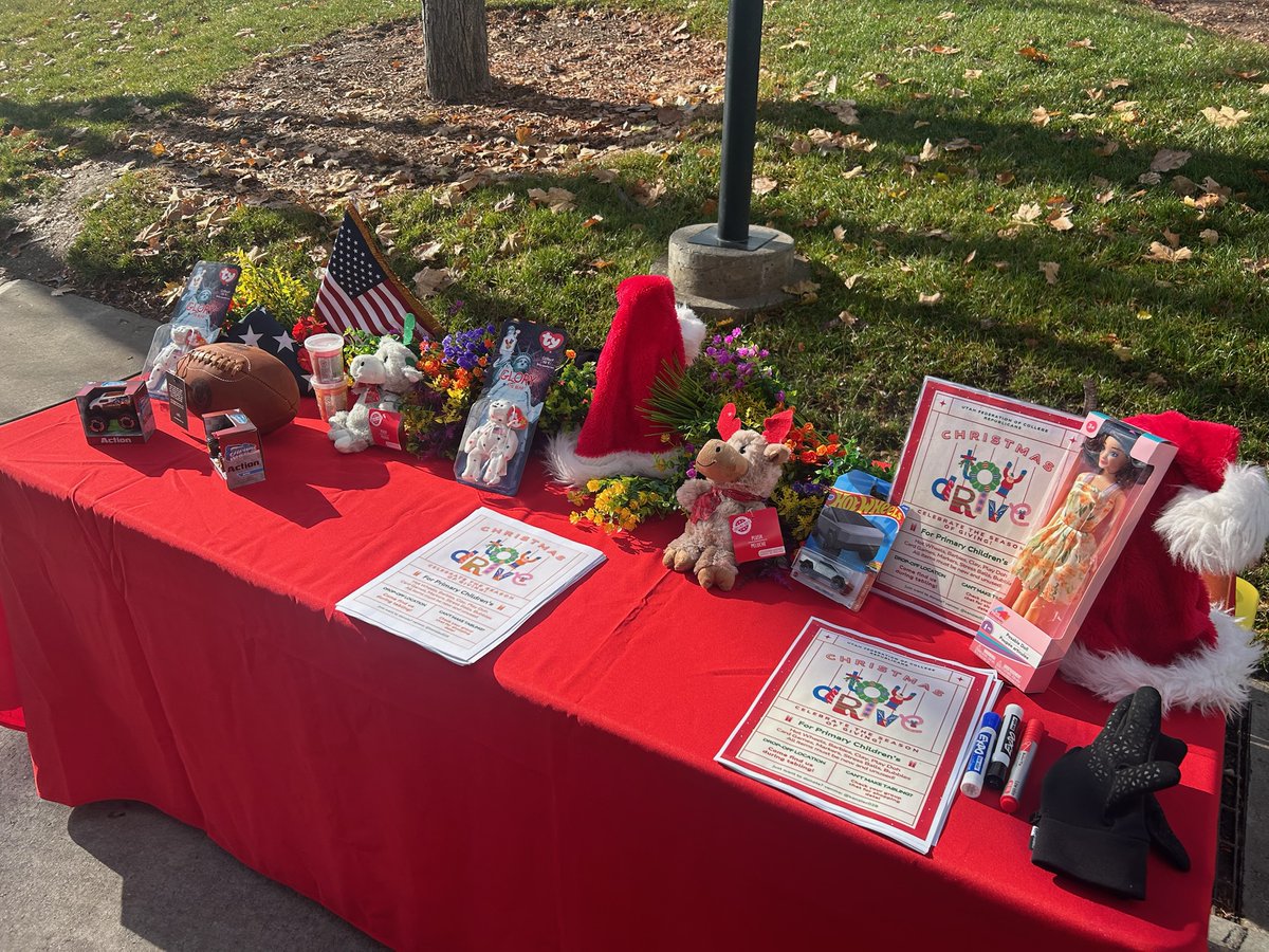 UofUGOP's tweet image. We gathered toys and tabled alongside @AFP_Utah at the University of Utah with the hope that we can make a difference this Christmas for children in need. 

We raised $500 to go towards purchasing toys and received numerous donations from students. We're so thankful for those…