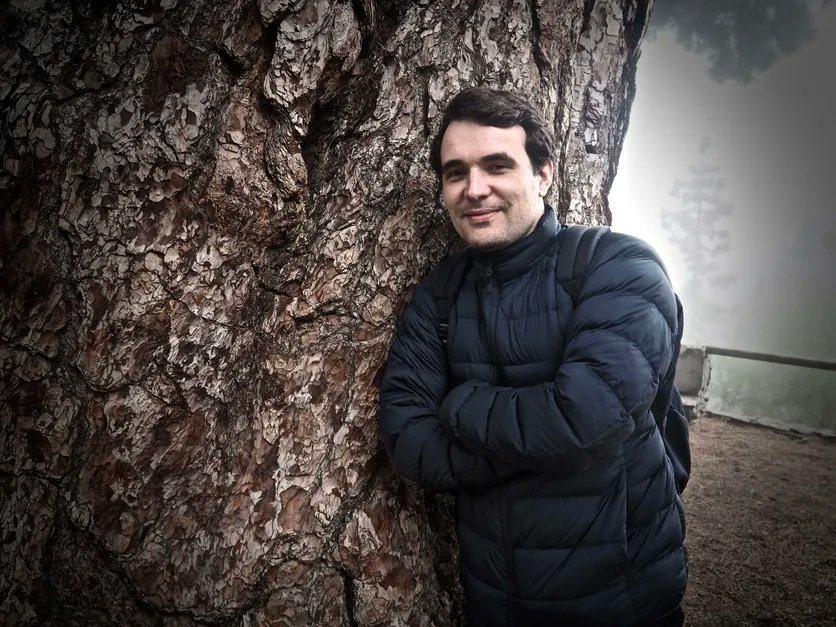 La LNB apporte son soutient à Christophe Gleizes, journaliste sportif français détenu en Algérie.
Nous appelons à sa libération et réaffirmons notre attachement à la liberté d’expression et liberté de la presse. 
La communauté basket est invitée à relayer cet appel.
#FREEGLEIZES