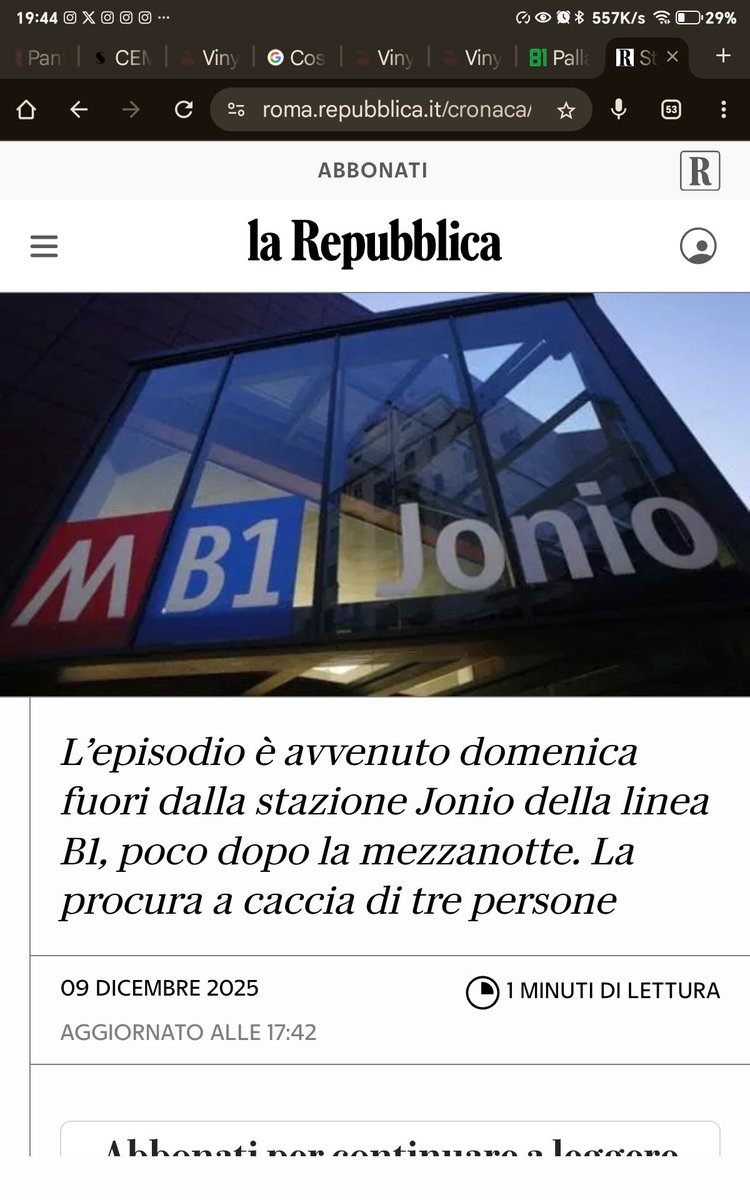inglorius666's tweet photo. @aciapparoni Alberto ti sbagli, erano 3 persone https://t.co/618hNaPv96
