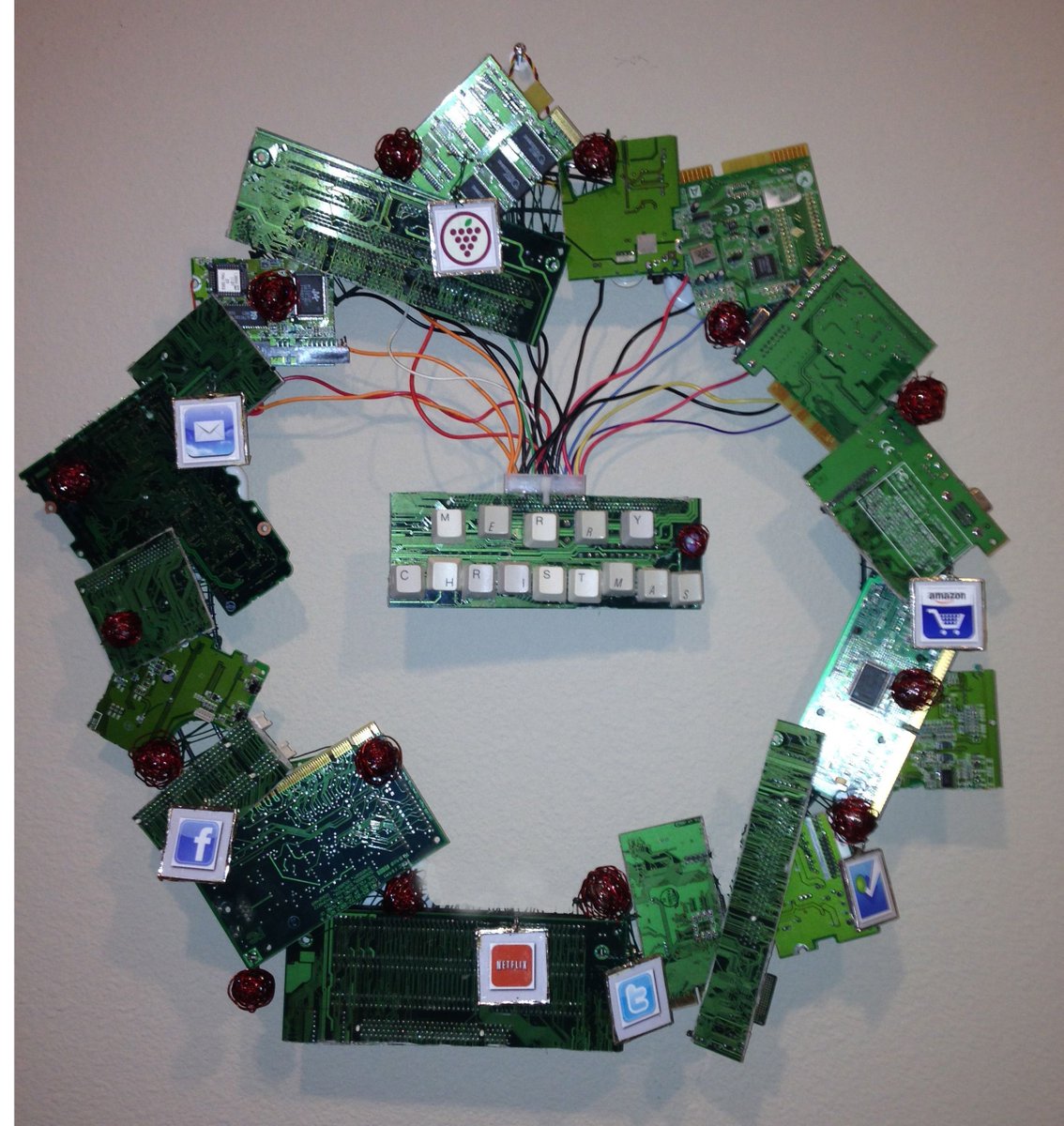 WardComputers's tweet photo. It's coming that time again, #Christmas. We hope your Holidays are fun and enjoyable and that you have a great #TechJokeTuesday from your Trusted Technology Partners at Ward Computers. https://t.co/L8BL6ROCxq