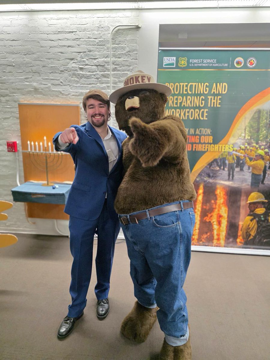 CULTIVAGlobal's tweet image. Honored to join the U.S. Forest Service in celebrating 125 Years of Forestry at the Sidney Yates Building. Grateful for the meaningful conversations and for connecting with leaders committed to conservation, innovation, and long-term sustainability. #USForestService