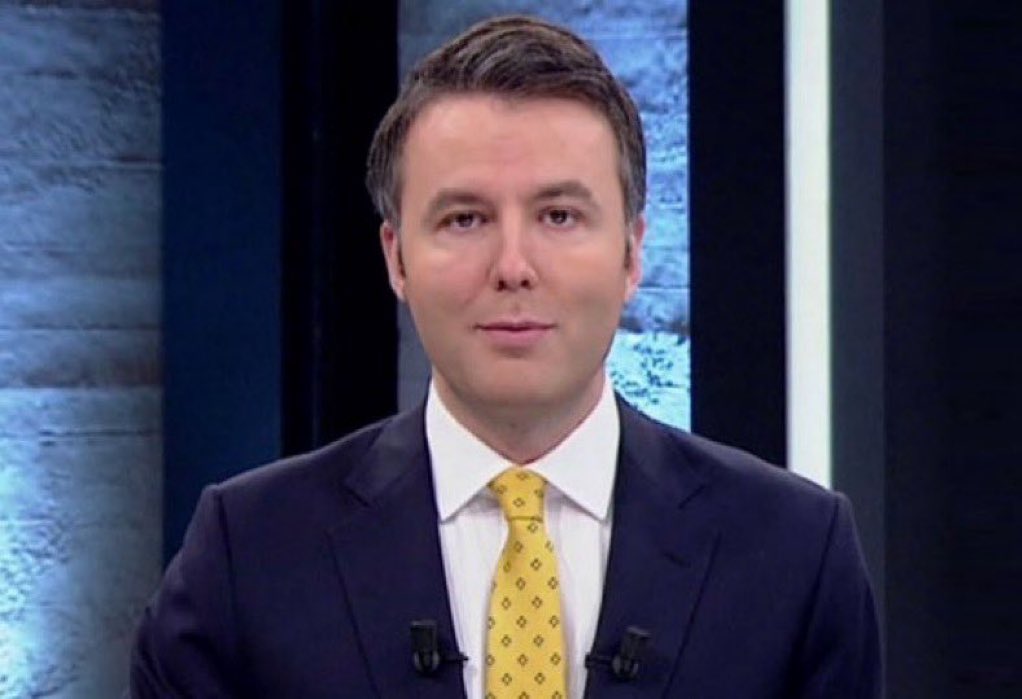 Hayvan düşmanlarının ağababası uyuşturucu kaynaklı gözaltına alınıyor, soğan cücüğü hayvan düşmanları, işleri bitince size neler yapmazlar😊

Mehmet Akif Ersoy