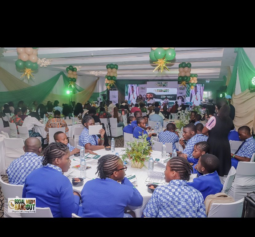 bsmhangout1's tweet photo. It was really a blessing, and touching moment watching ideas come alive and collaborations form was proof that something special was built.
The #bodexsocialmediahangout is an incredible project that impacted into everyone.
#ImpactfulEvents #BodexSuccess #PurposefulNetworking https://t.co/tKumbw3KCC