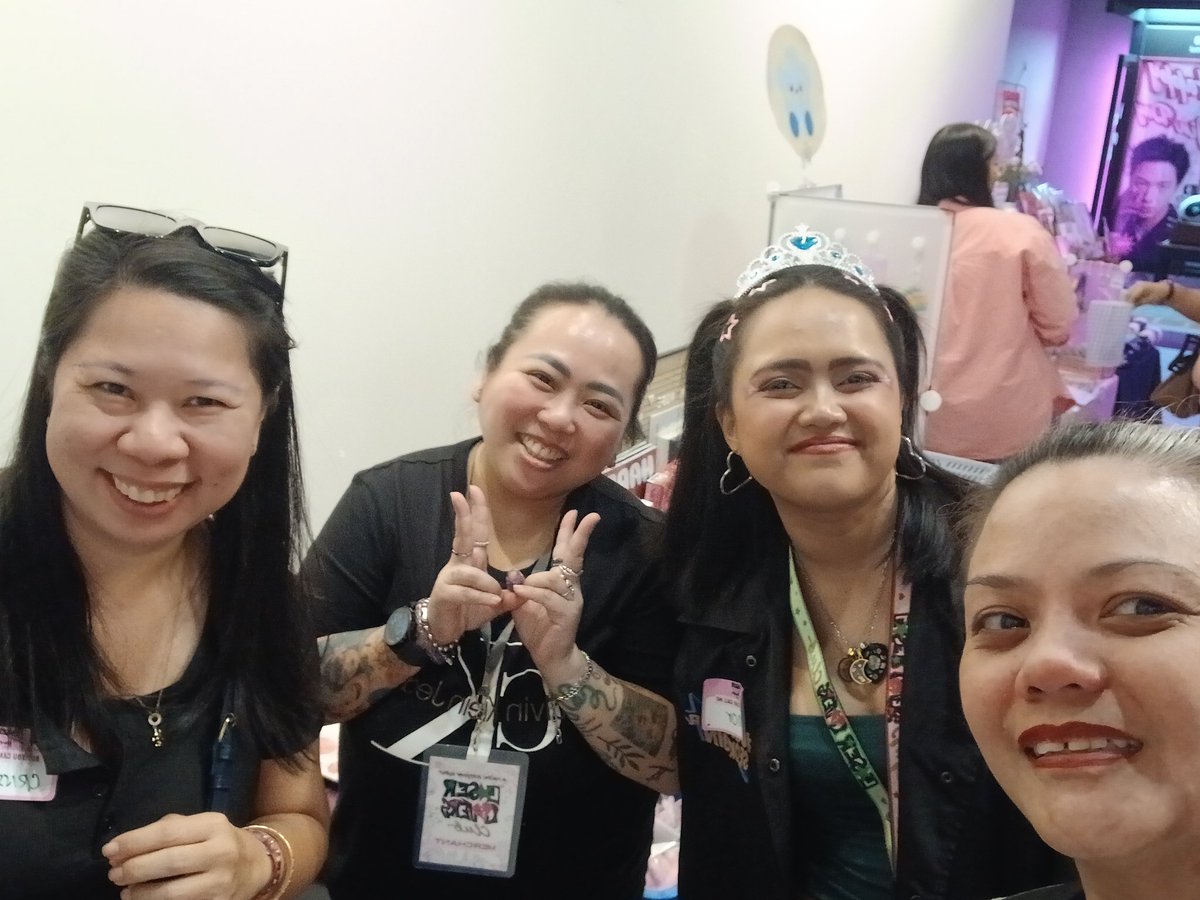 Better late than never.  Congratulations, <a href="/loserloversclub/">Loser Lovers Club</a>  <a href="/TINYM000N/">a⁷ 💜🍀⊙⊝⊜</a> . More BTS events soon 💜 #LoserLoversPH