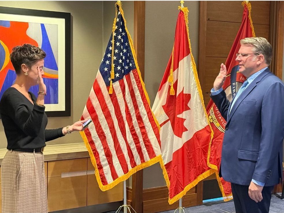 🔥 IAFC President &amp; Board Chair Chief Trisha Wolford welcomed new board member Chief Charlie Butterfield (Meridian, ID) as the Western Division rep, succeeding Chief Douglas Schrage.

Welcome, Chief Butterfield — and thank you, Chief Schrage!