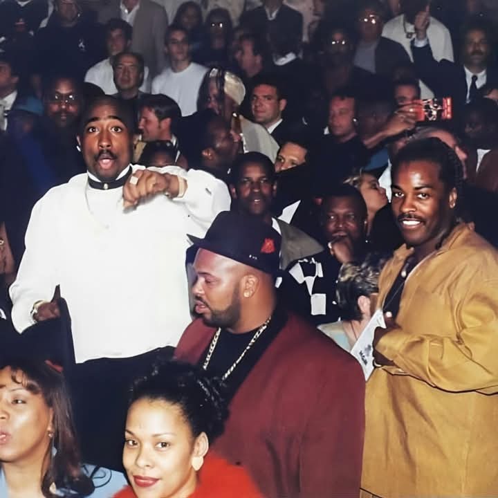 Rare picture of Tupac &amp; Denzel Washington at the Bruno vs. Tyson fight at the MGM Grand, March 16, 1996.