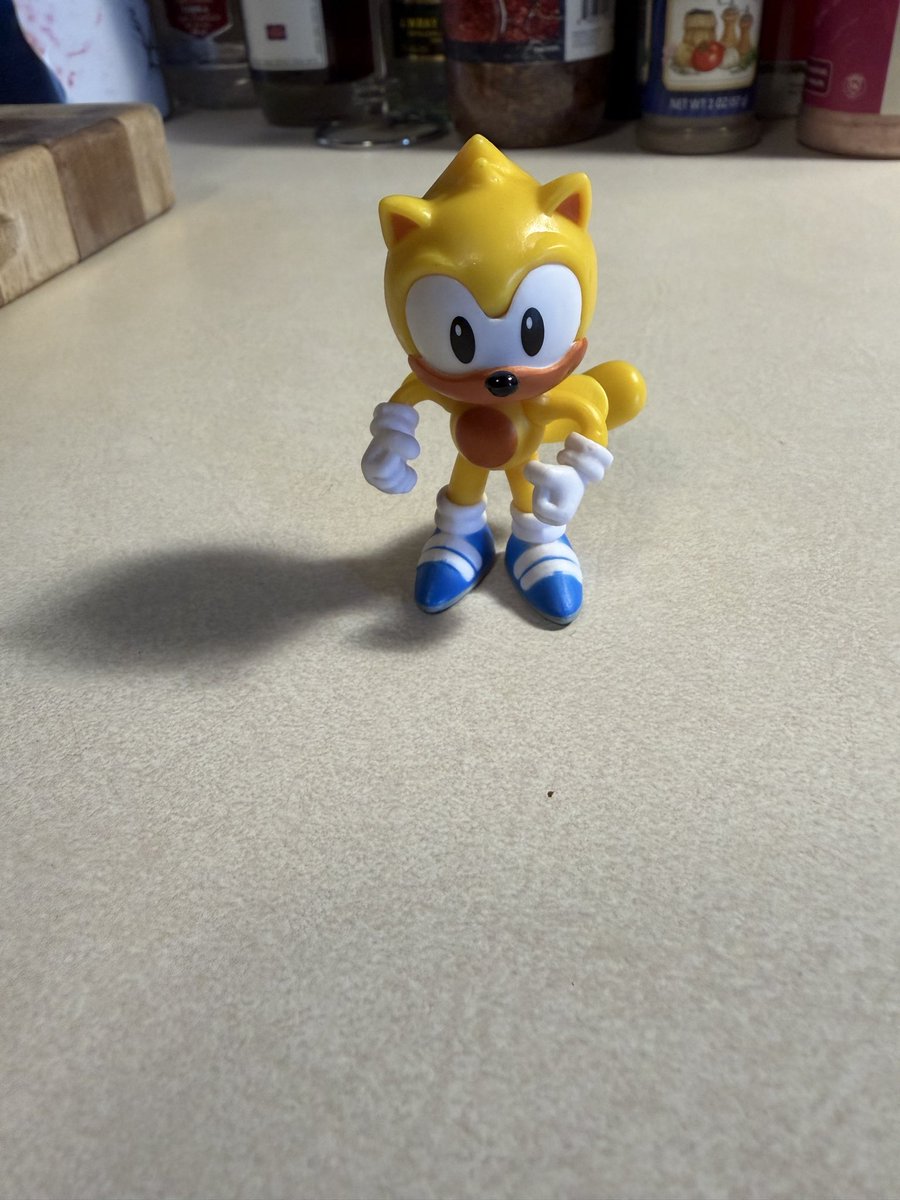 #SonicTheHedgehog  #AdventCalendar for December 9, 2025. This one is a deeper cut! #RayTheFlyingSquirrel! He is in a couple of the old games, but most prominently featured in the excellent #SonicMania!
<a href="/SEGA/">SEGA</a> <a href="/sonic_hedgehog/">Sonic the Hedgehog</a> #VideoGames #Christmas2025 #Christmas #Sega