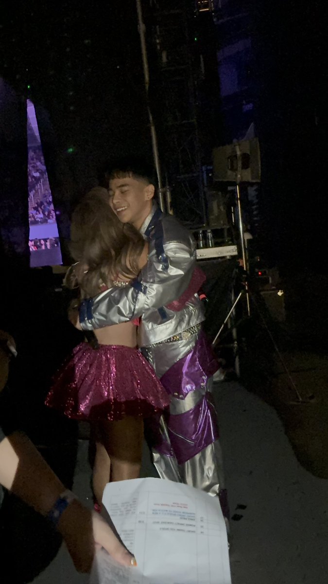 I LOVE YOU SEXBOMB ROCHELLE 😭😭😭