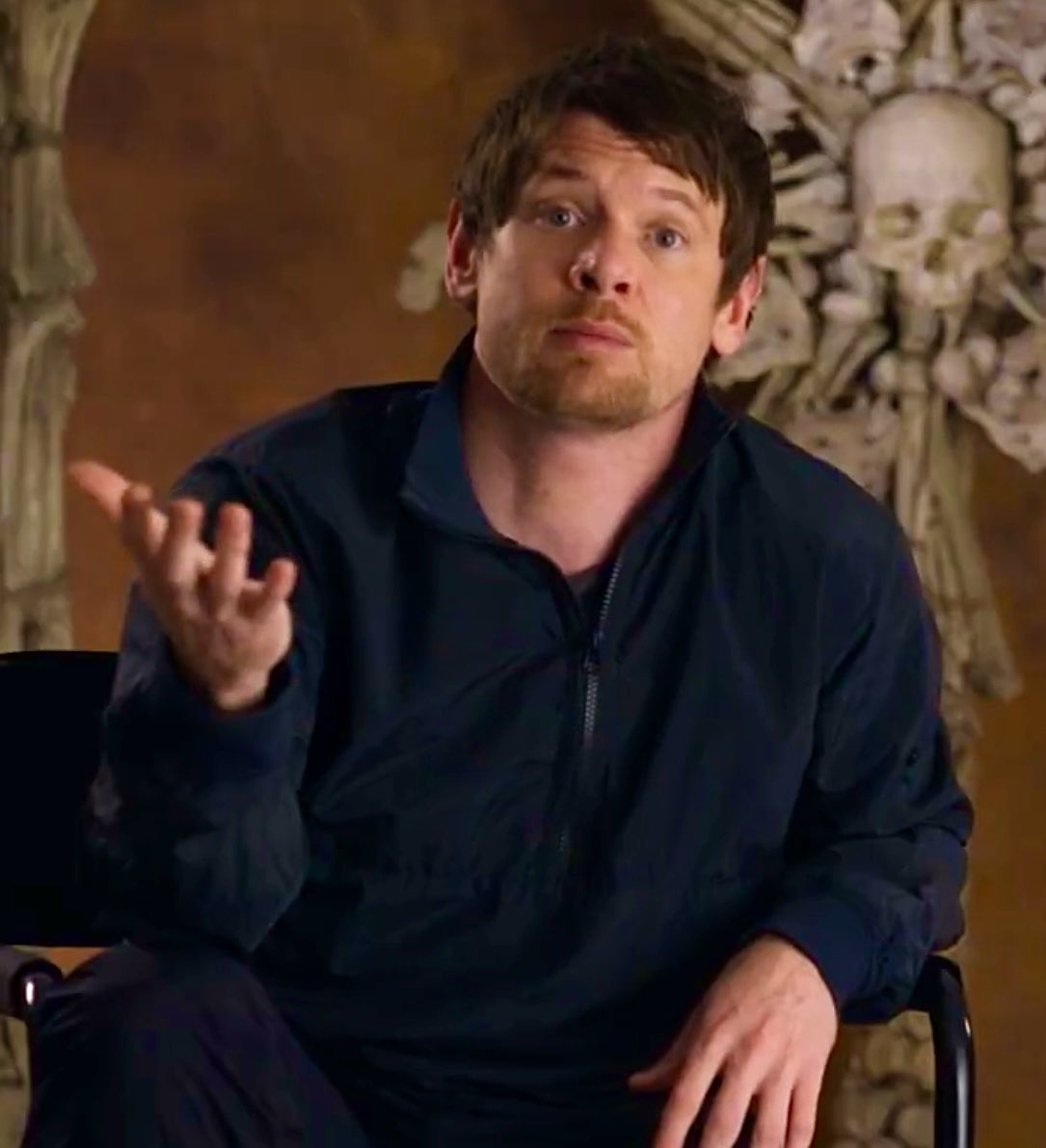 eddiebrcok's tweet image. just realised jack’s also wearing a matching tracksuit for the promo…. oh this divaaaa