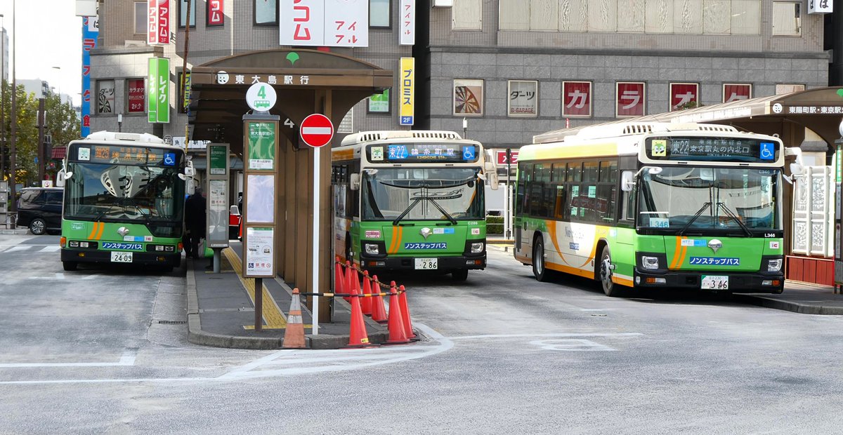 LED方向幕3種並び フルカラーはカラフルで判り易かったが高価ゆえ都営