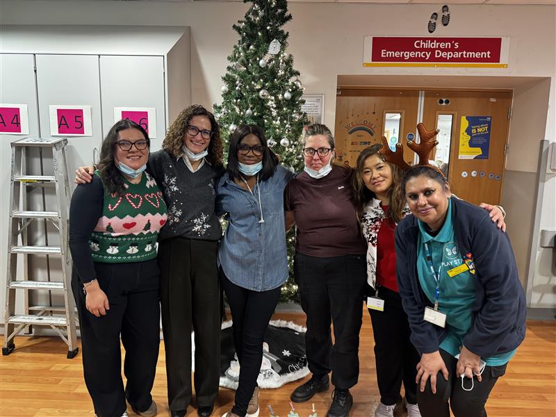 Yesterday we spread a little Christmas cheer at Lewisham Hospital’s Children’s Ward. Small moments like these mean a lot for children and families spending the festive season in hospital!🎄   
#Community #GivingBack #Lewisham #ChristmasCheer #SocialValue