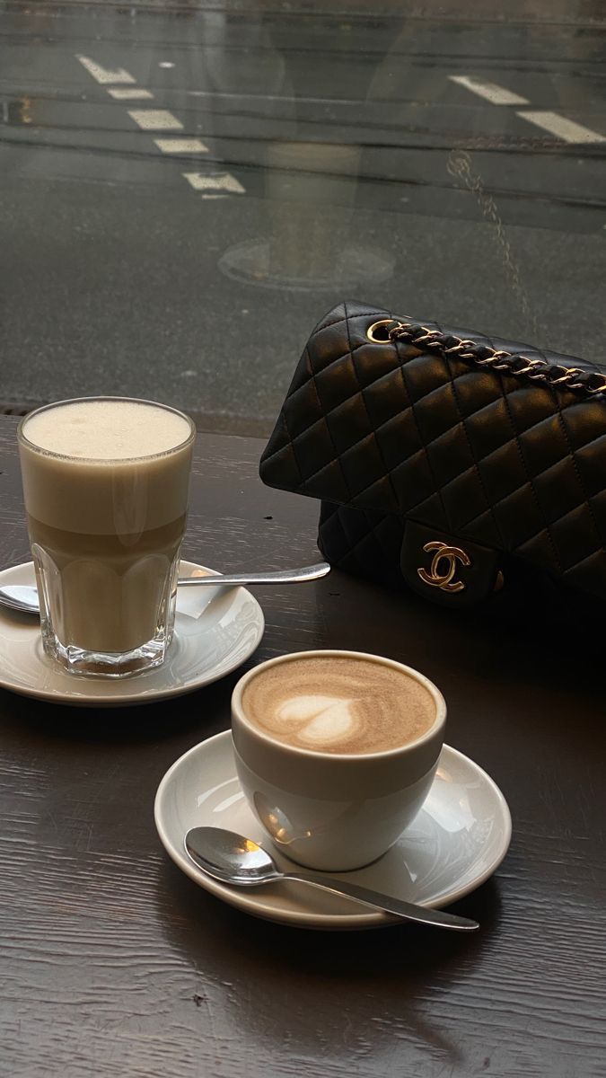 dreamxson's tweet image. 📍Ash Ent. Pantry

Hidup kalau ga kerja ya berdua sama kesayangan. Kerja, pacaran, ngopi, repeat.