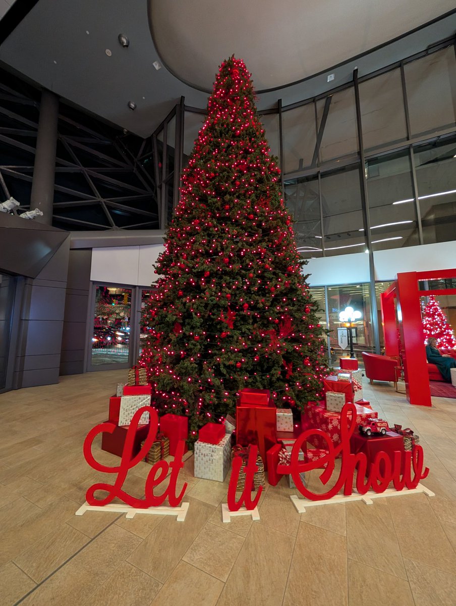CURAVITAGlebe's tweet photo. Dr. Ken Brough and Dr. Melissa Baird attended the Mayor’s Breakfast: A Conversation with Prime Minister Mark Carney, presented by the Ottawa Board of Trade and the Ottawa Business Journal.

A great morning of learning, connection, and community leadership in action! https://t.co/Wz7e3LIEmz