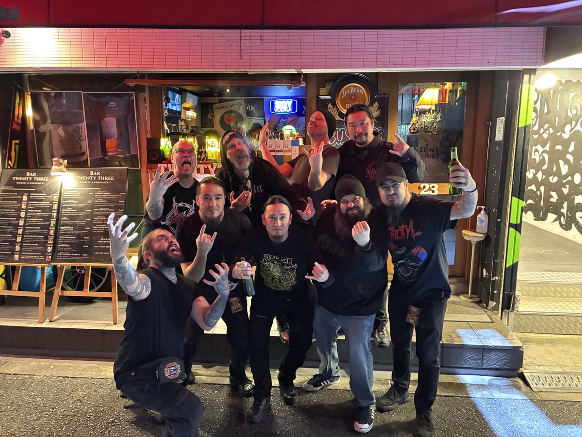 cry_ds_yi's tweet photo. ②
SWDスタッフ、
各地ライブハウスのスタッフのみなさんも
素晴らしい方達ばかり！

最高の経験と思い出！
ありがとうございました！

#Origin
#Defleshed
#Neuroticos
#Midhaven https://t.co/EbUTdOJkcU