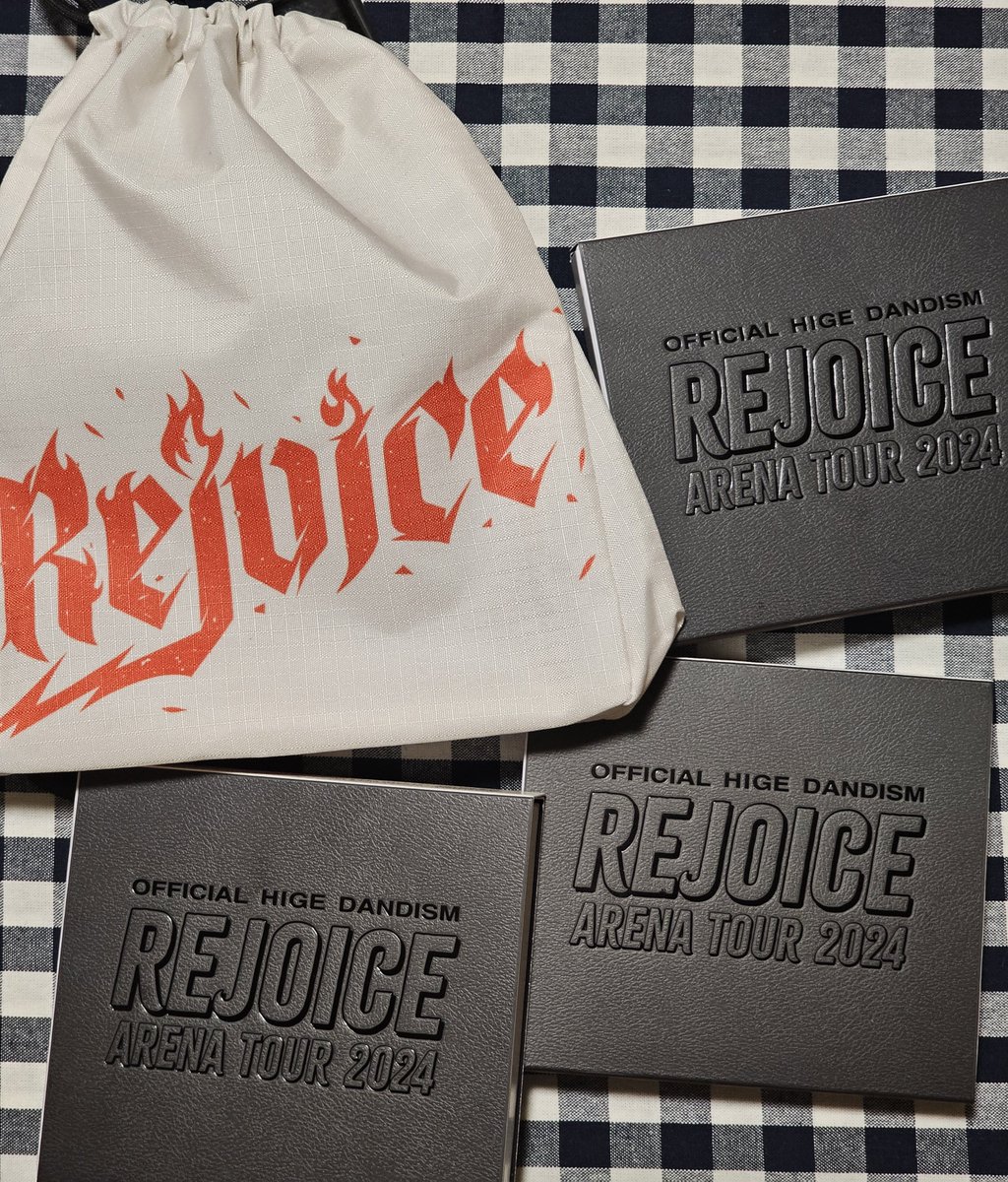 cyoro2000's tweet image. 全形態コンプ！見分けるコトできないけどカッコイイからよし👌セブンのマルチショルダーバッグのサイズが思った以上に良い感じ🫶
#Official髭男dism
#Rejoice  #フラゲ