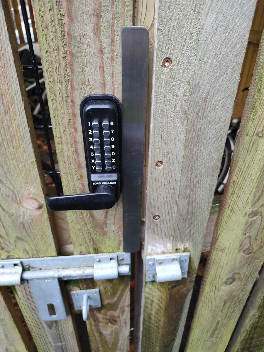 Easicall Ltd® tweet media