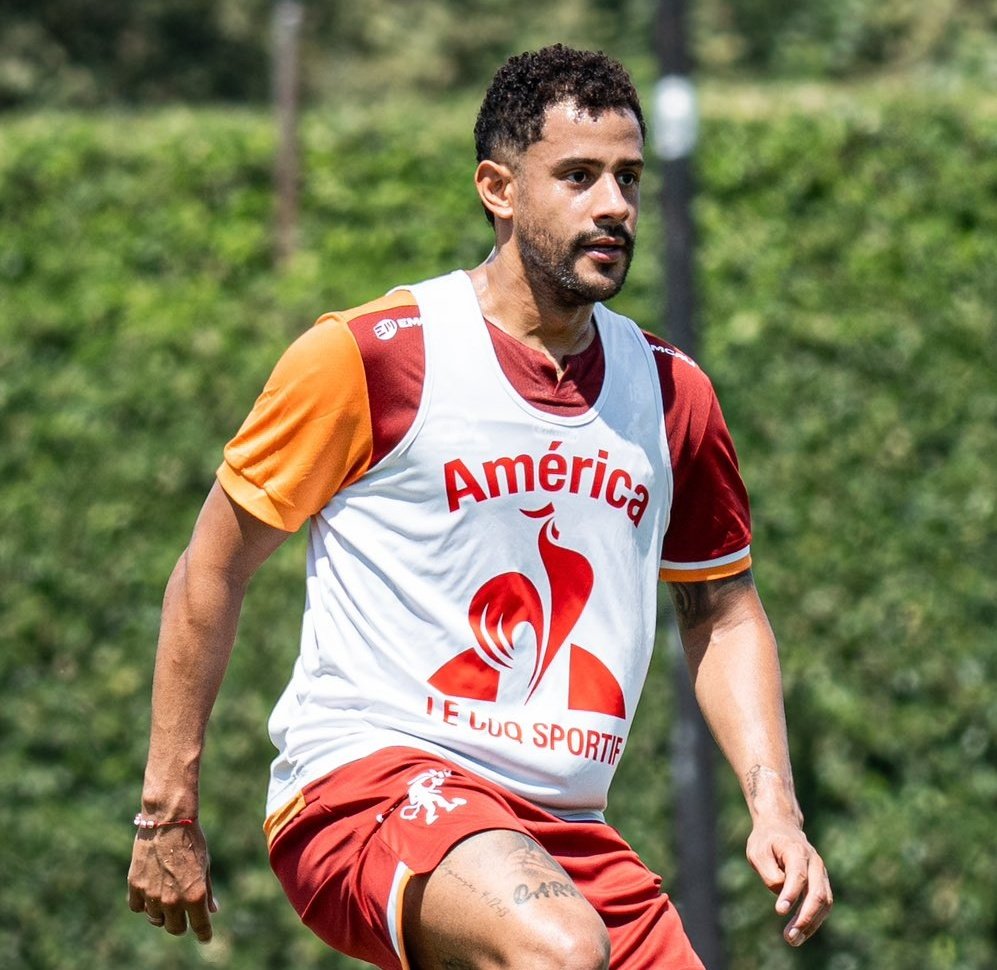 Out Of Context America de Cali tweet media