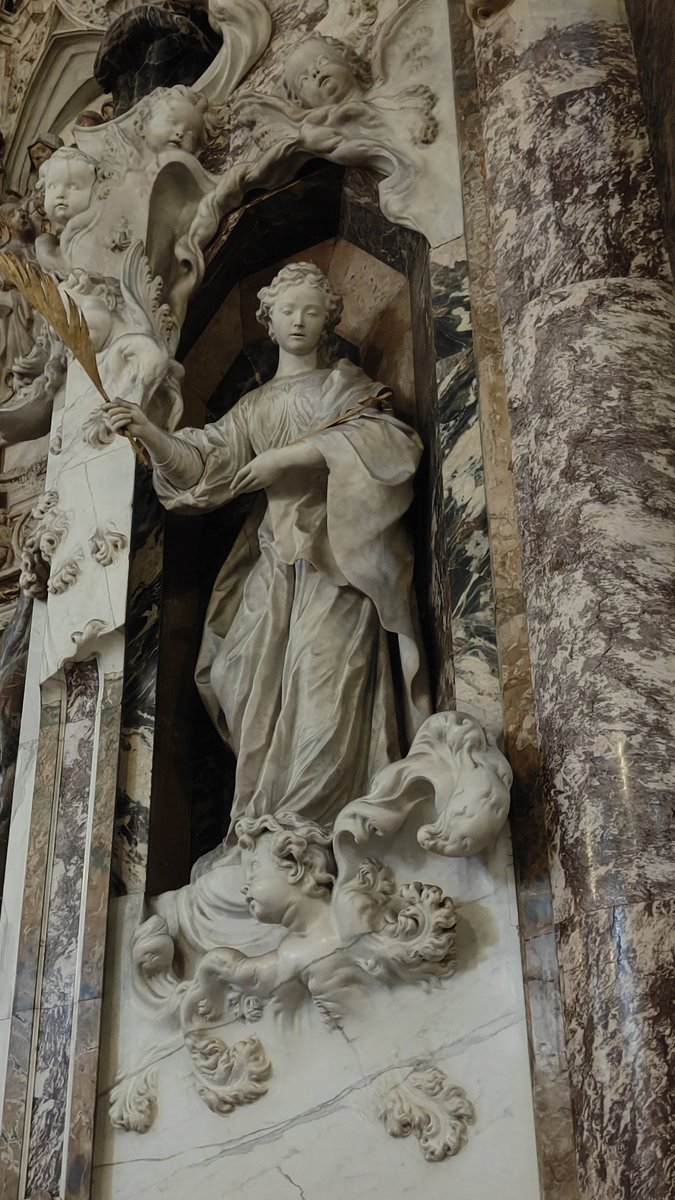 ClmApit's tweet photo. Hoy #9diciembre celebramos #SantaLeocadia , patrona de #Toledo. Os dejamos la preciosa imagen obra ubicada en el #Transparente de la @SICP_de_Toledo obra de #NarcisoTomé y su taller.
Venid a conocer toda la riqueza que atesora la #CatedralPrimada 👇🏻 #VIIICentenario. @ClmApit https://t.co/SqKIF4j8WB