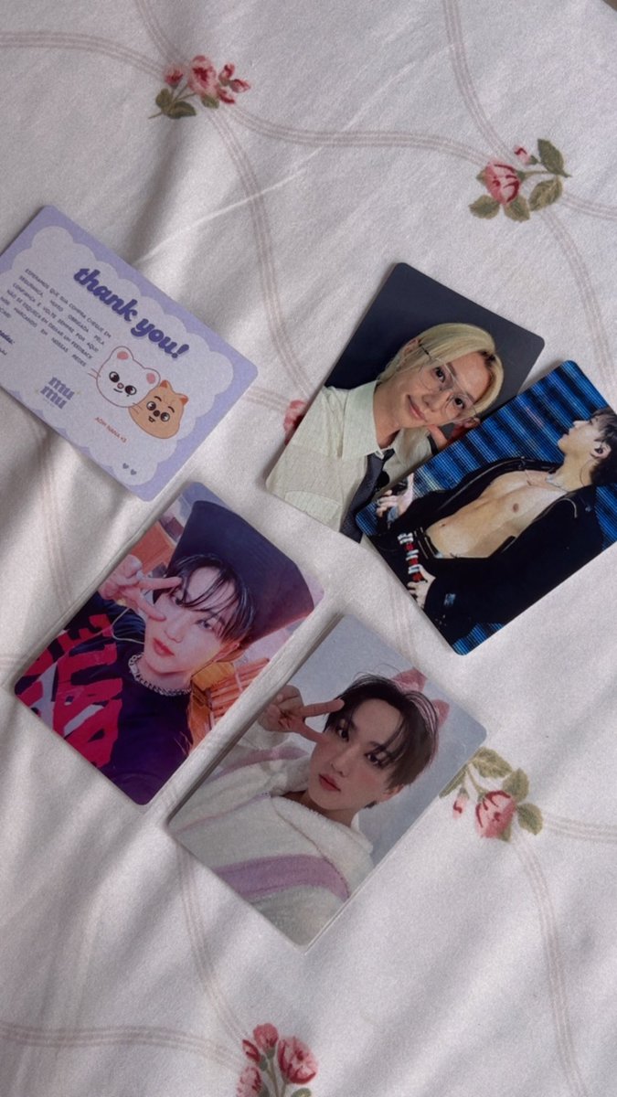 bea ✨ VAI VER O SKZ E BTS tweet media