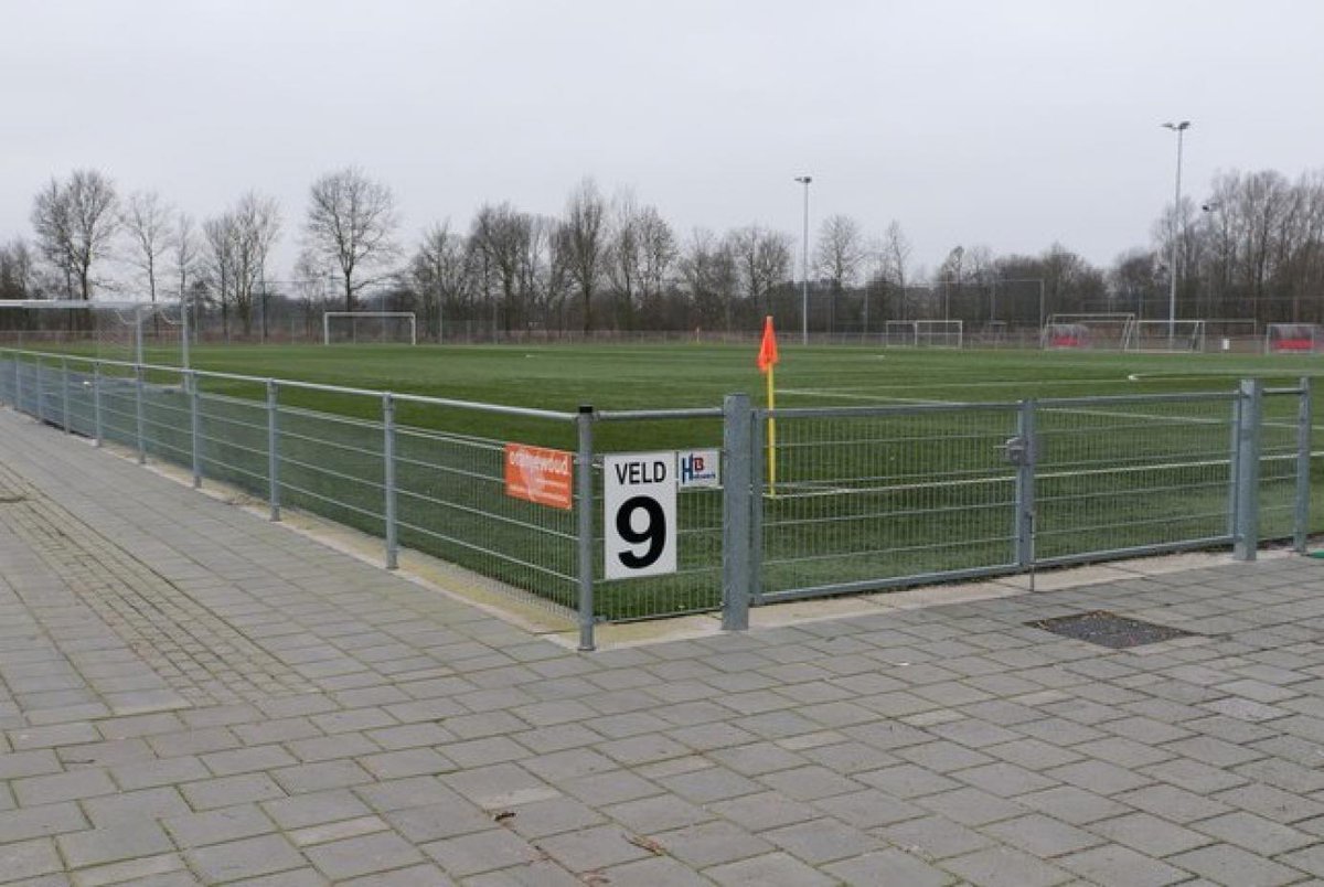 De bekerkraker tegen <a href="/scrouveen/">S.C. Rouveen</a> wordt vanavond wegens de slechte gesteldheid van ons hoofdveld gespeeld op ons kunstgrasveld. De winnaar plaatst zich bij de laatste zestien. Aftrap: 20.00 uur.