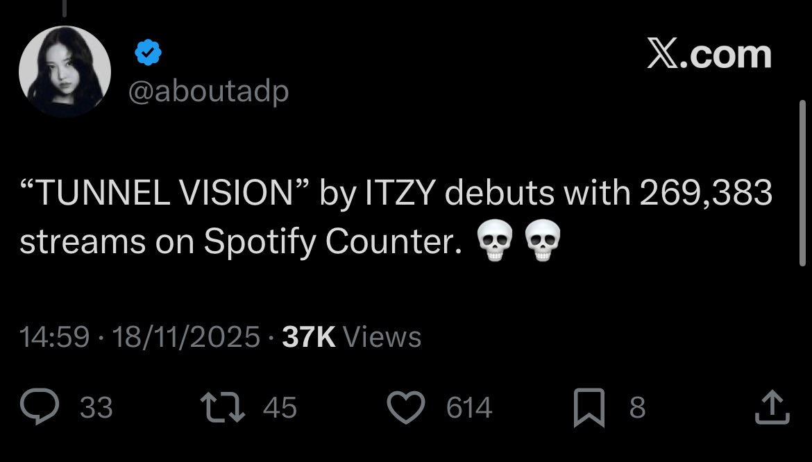 karennestar's tweet image. 😚😚