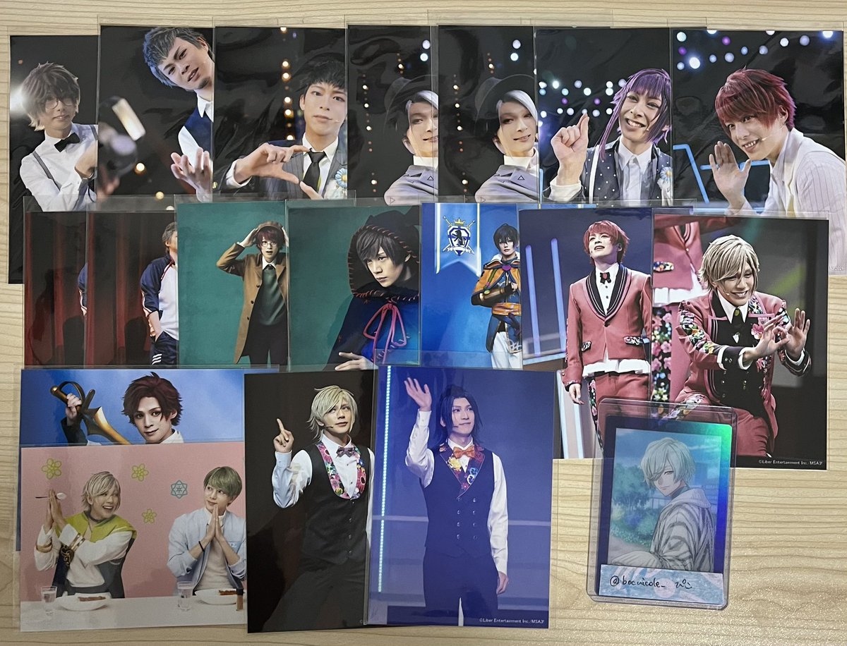 bocnicole_'s tweet photo. @1
【固定用】　過去作

譲:画像

求:〜定価/同異種密
過去作なんでも検討します。 https://t.co/mnIpi8bODl