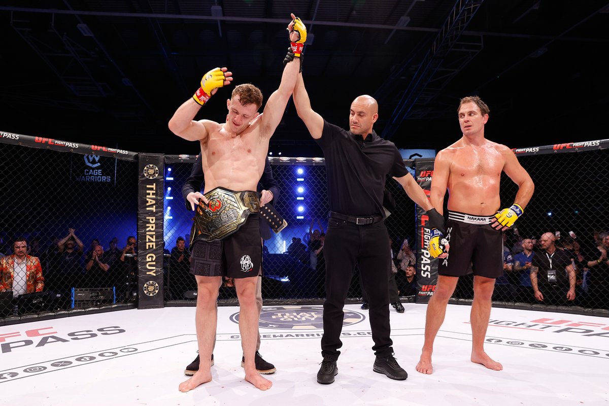 CageWarriors's tweet image. Take a Bow, Sean Clancy Jr. 🏴󠁧󠁢󠁳󠁣󠁴󠁿👏

The 23-Year-Old became one of the youngest champions in Cage Warriors history on Saturday night! 

Replay #CW199 on @UFCFightPass