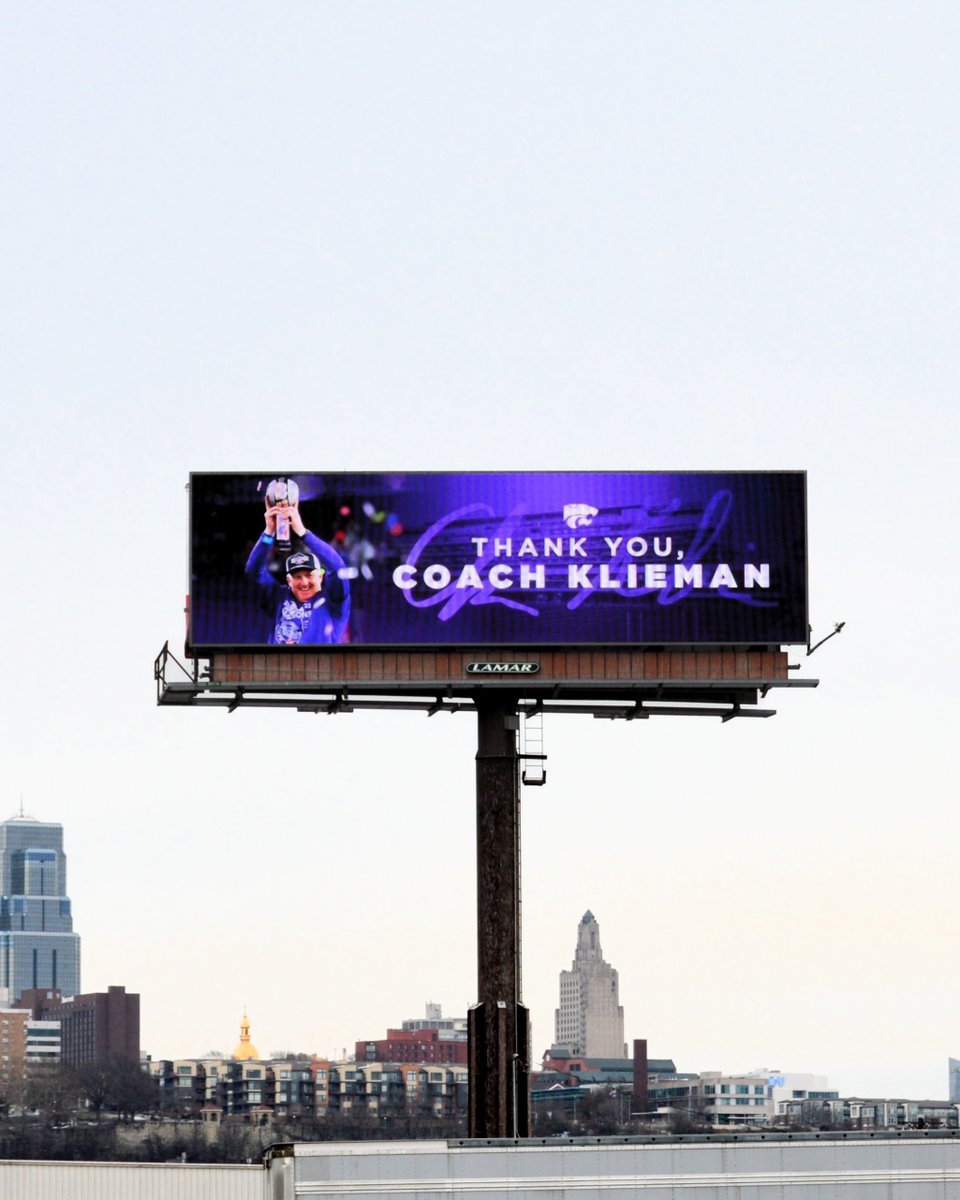 kstatesports's tweet photo. Spotted in KCMO

#EMAW https://t.co/EeaXhpKZed