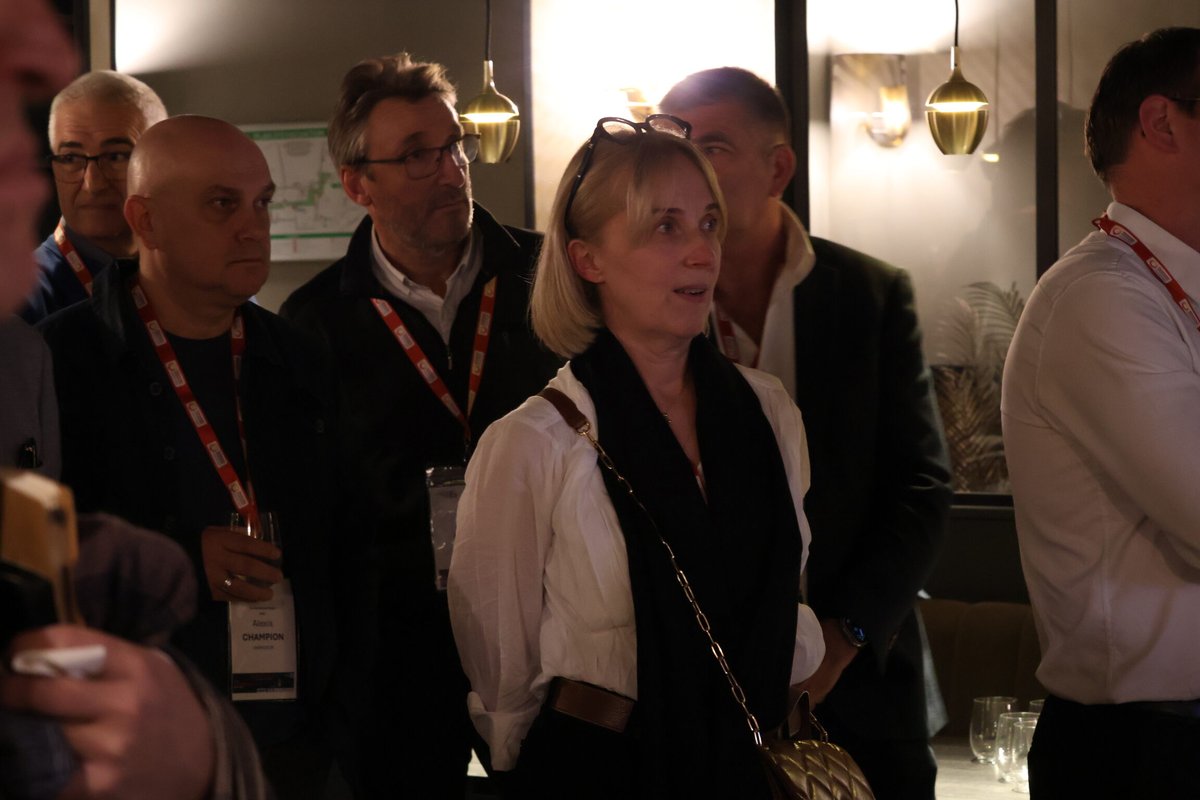 Prefet61's tweet image. #Entreprises | 🗓 Ce lundi 08 novembre, Hervé Tourmente, préfet de l'Orne, a participé à la 6ème édition des territoriales de l'Orne sur le thème "Intuition et IA"  organisée par le MEDEF de l'Orne à Ecouché-les-Vallées, en présence de Jean-Philippe DAULL, président du MEDEF