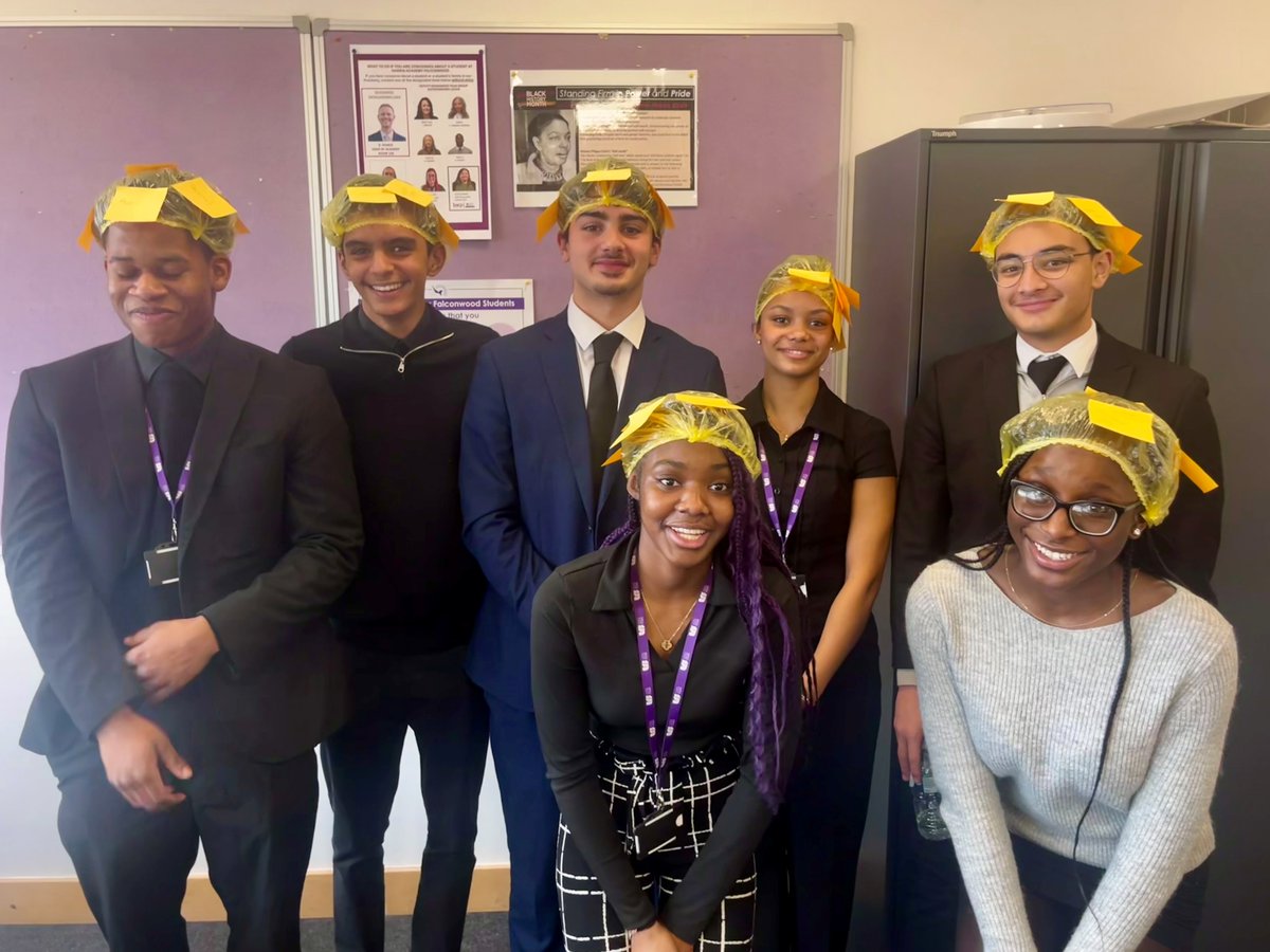 Year 12 Psychology students labelling their brain lobes and areas.