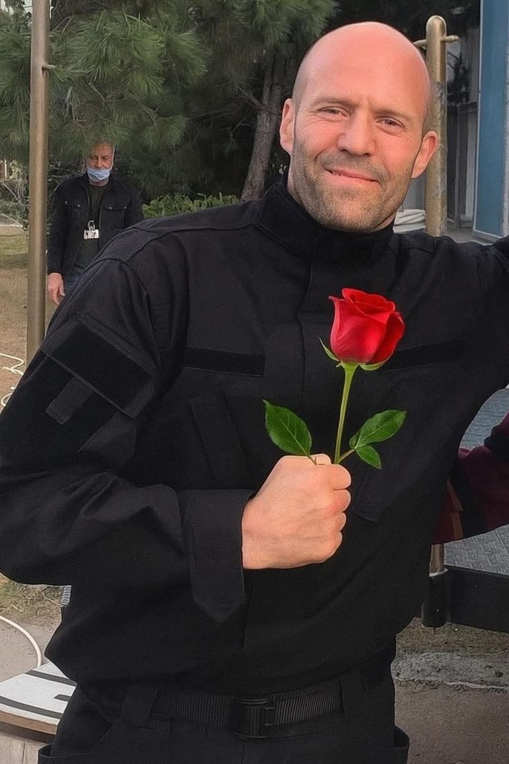 Jason5681139684's tweet photo. Good day my fans🌹🌹🌹 https://t.co/uwO55cjXBS